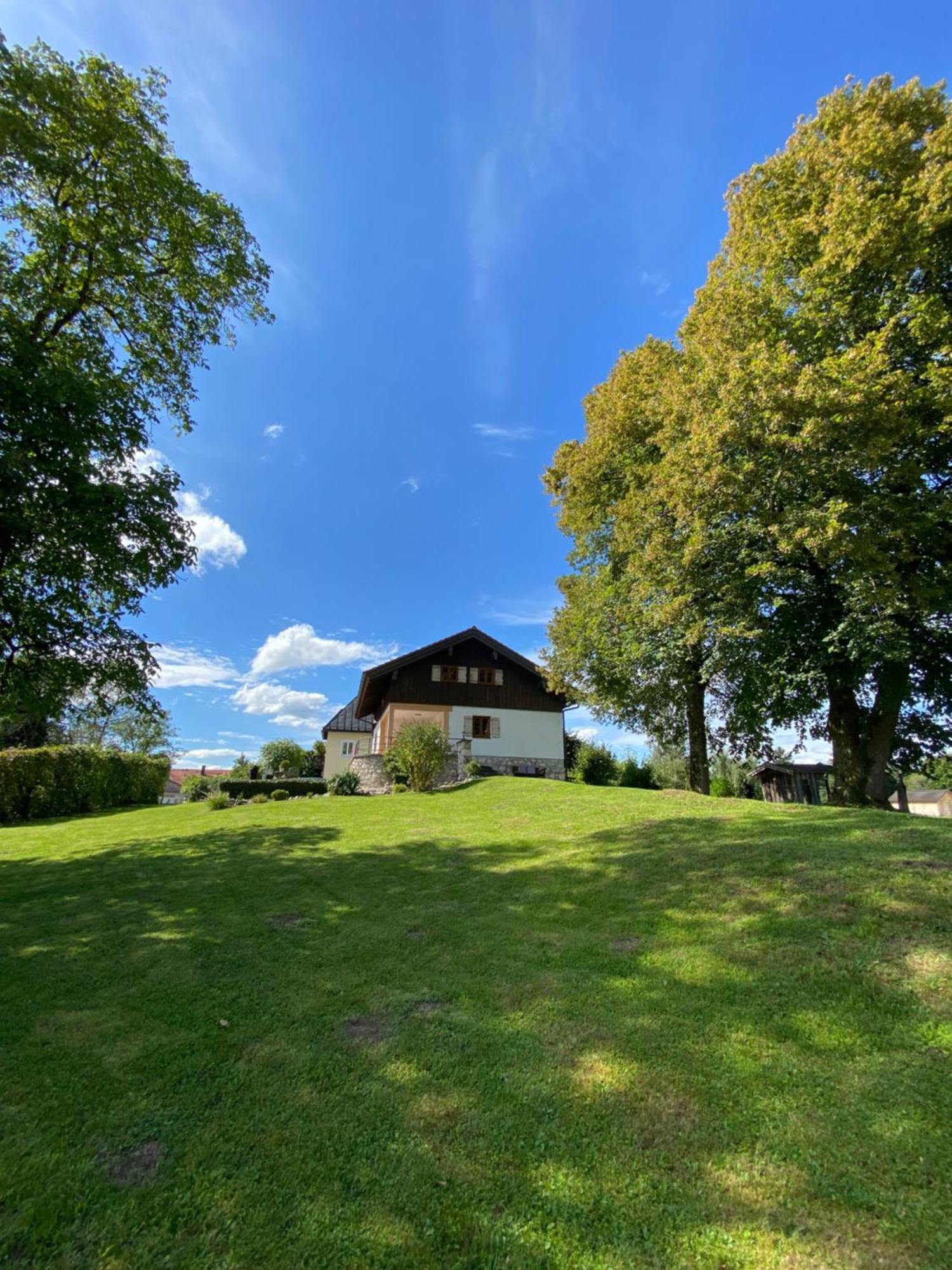 Ferienhaus Westerbuchberg Ubersee Bagian luar foto